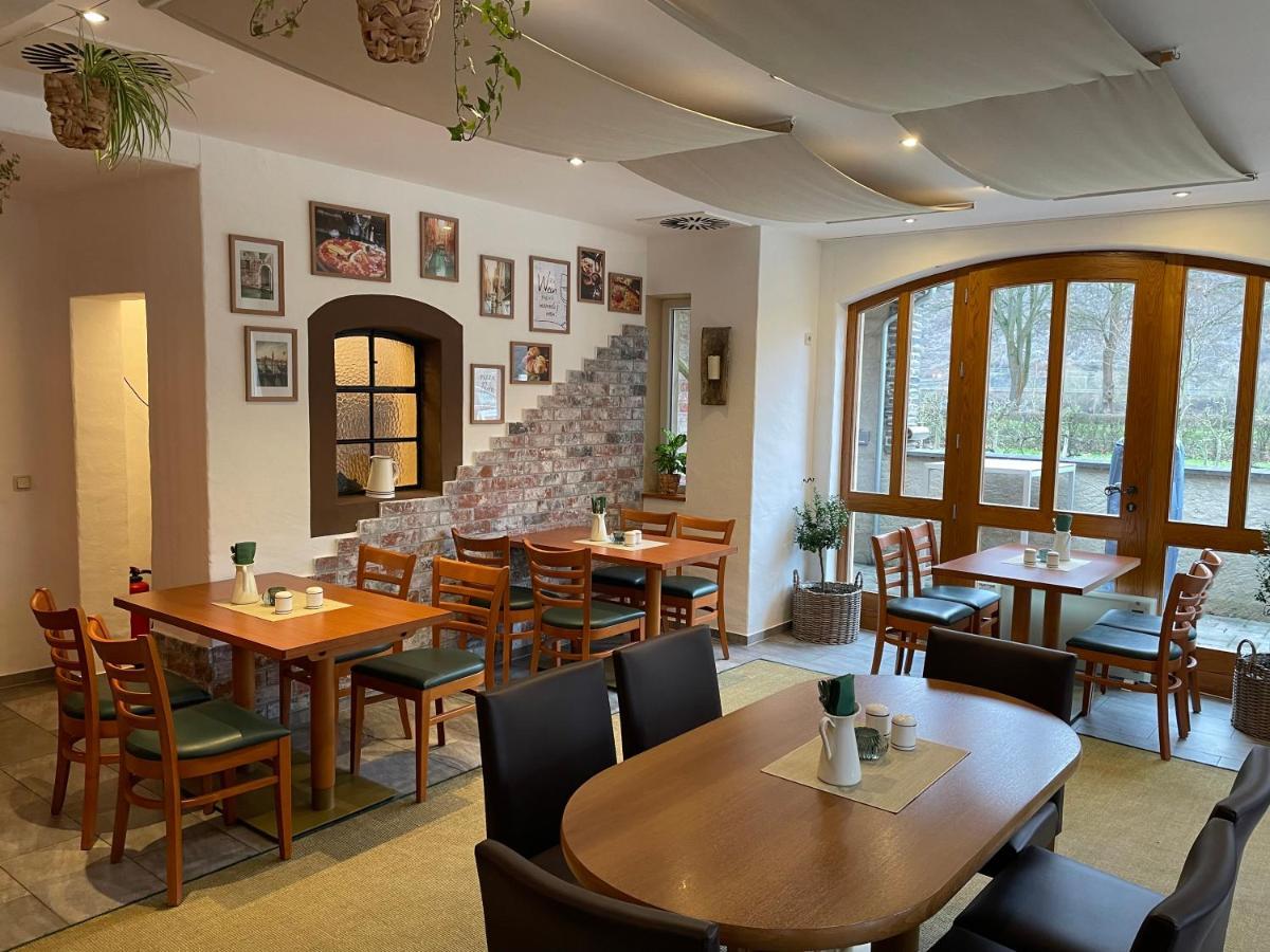Ferienhaus Ausonius Ноймаген-Дрон Екстериор снимка