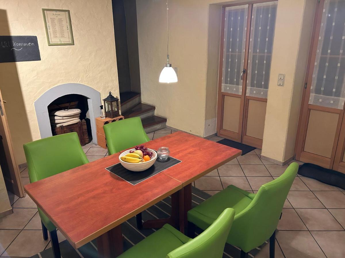 Ferienhaus Ausonius Ноймаген-Дрон Екстериор снимка